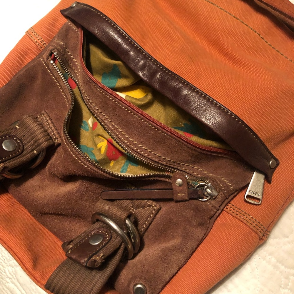 Authentic fossil handbag